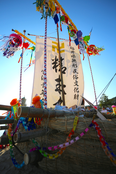 菅浜の精霊船
